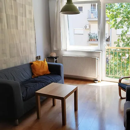 Practical Two Bedroom Near Corvin *